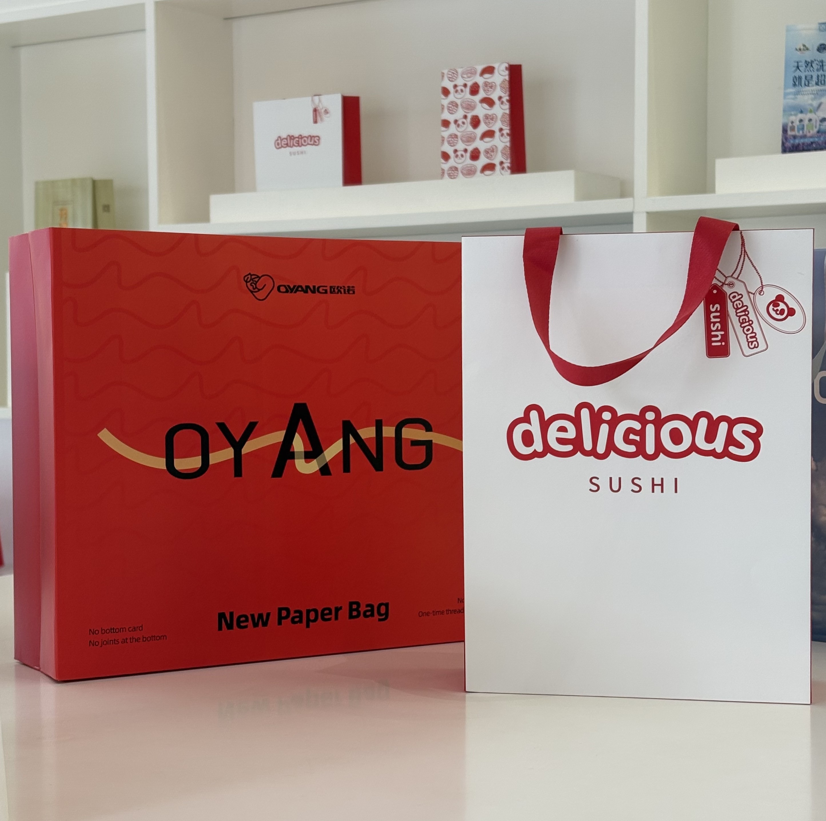 Máquina de fabricação de bolsas de papel para folhas de alimentação sem crisa
