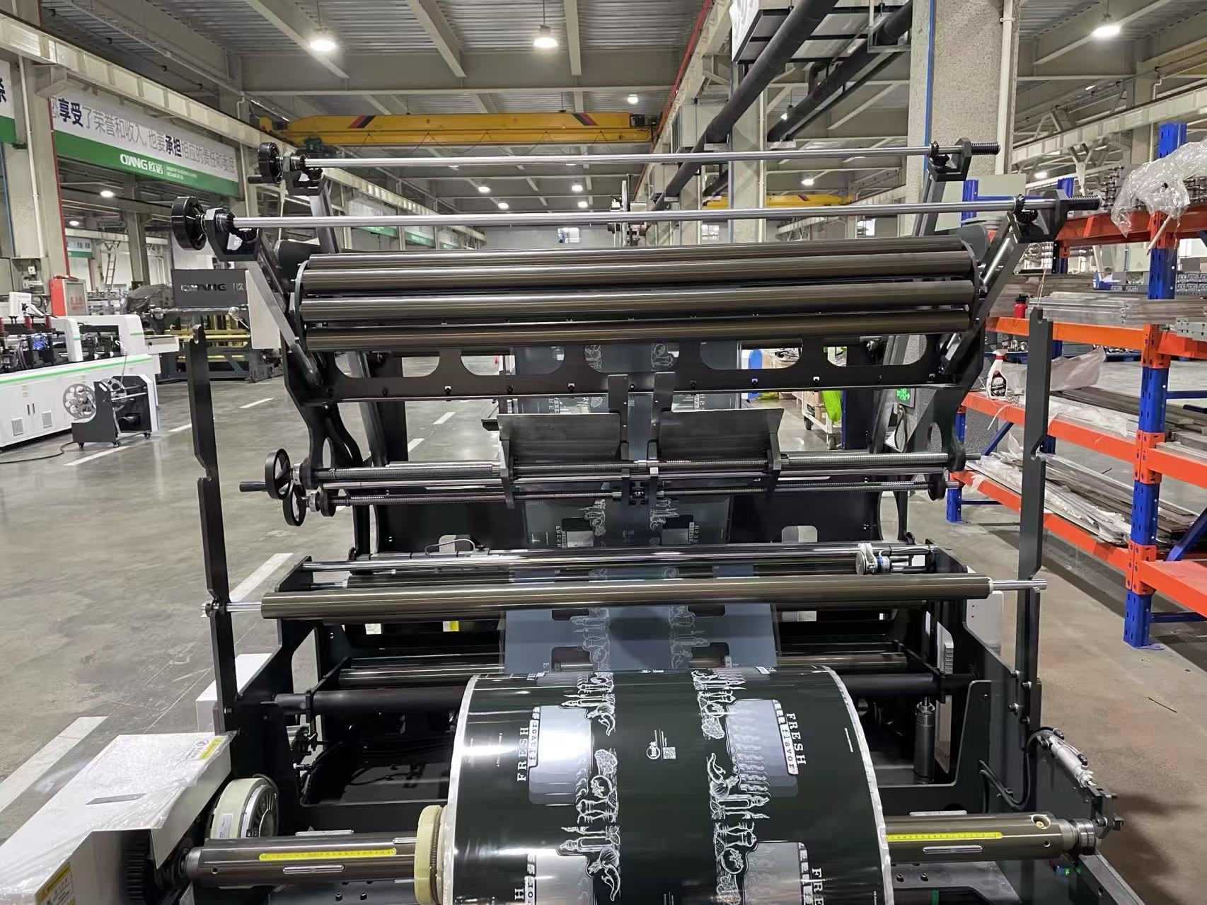 Máquina de fabricação de vedação central de alta velocidade/selo quádruplo
